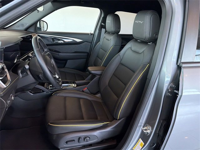 Certified 2025 Chevrolet TrailBlazer ACTIV w/ Driver Confidence Package image 19