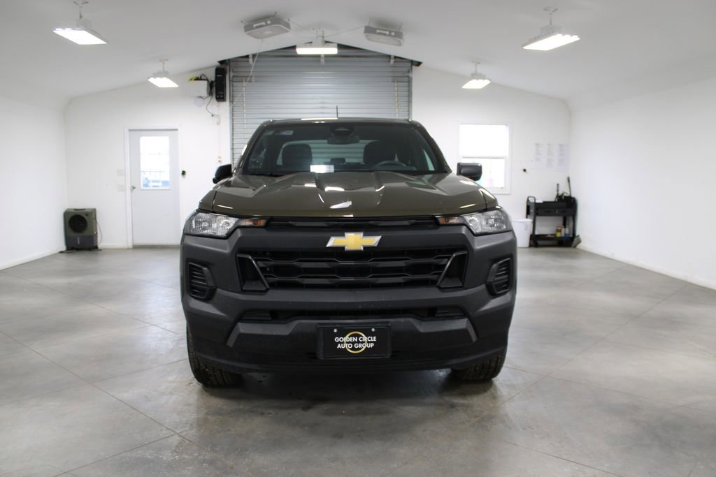Used 2024 Chevrolet Colorado W/T image 3
