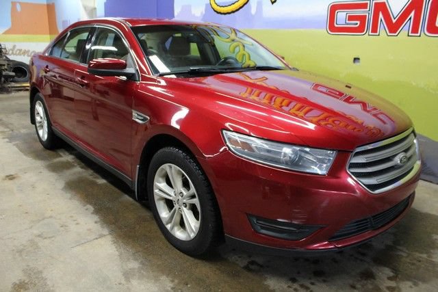 Used 2014 Ford Taurus SEL FWD image 3