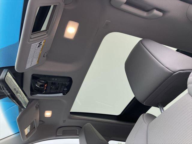 Certified 2024 Toyota Venza Limited image 24