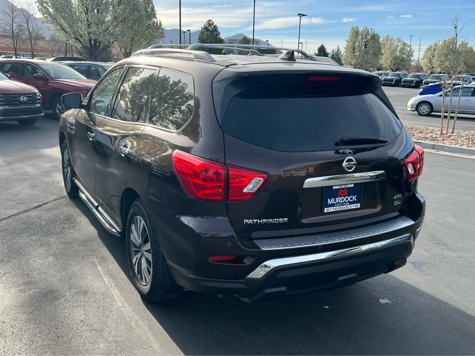 Used 2019 Nissan Pathfinder SL image 10