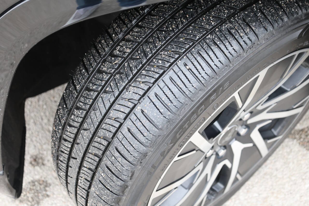 Used 2025 Jeep Wagoneer S Limited image 24