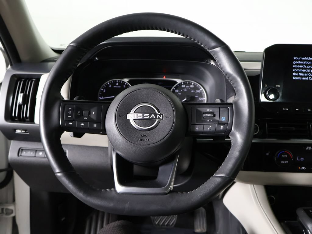Used 2023 Nissan Pathfinder SL AWD/4WD image 37