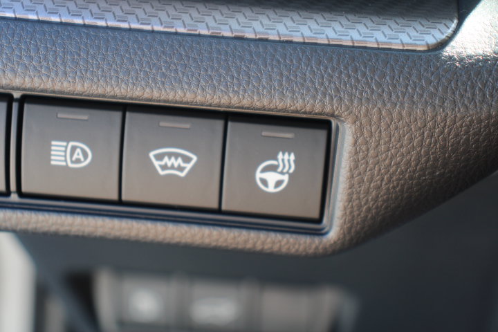 New 2027 Toyota Prius Limited FWD image 19