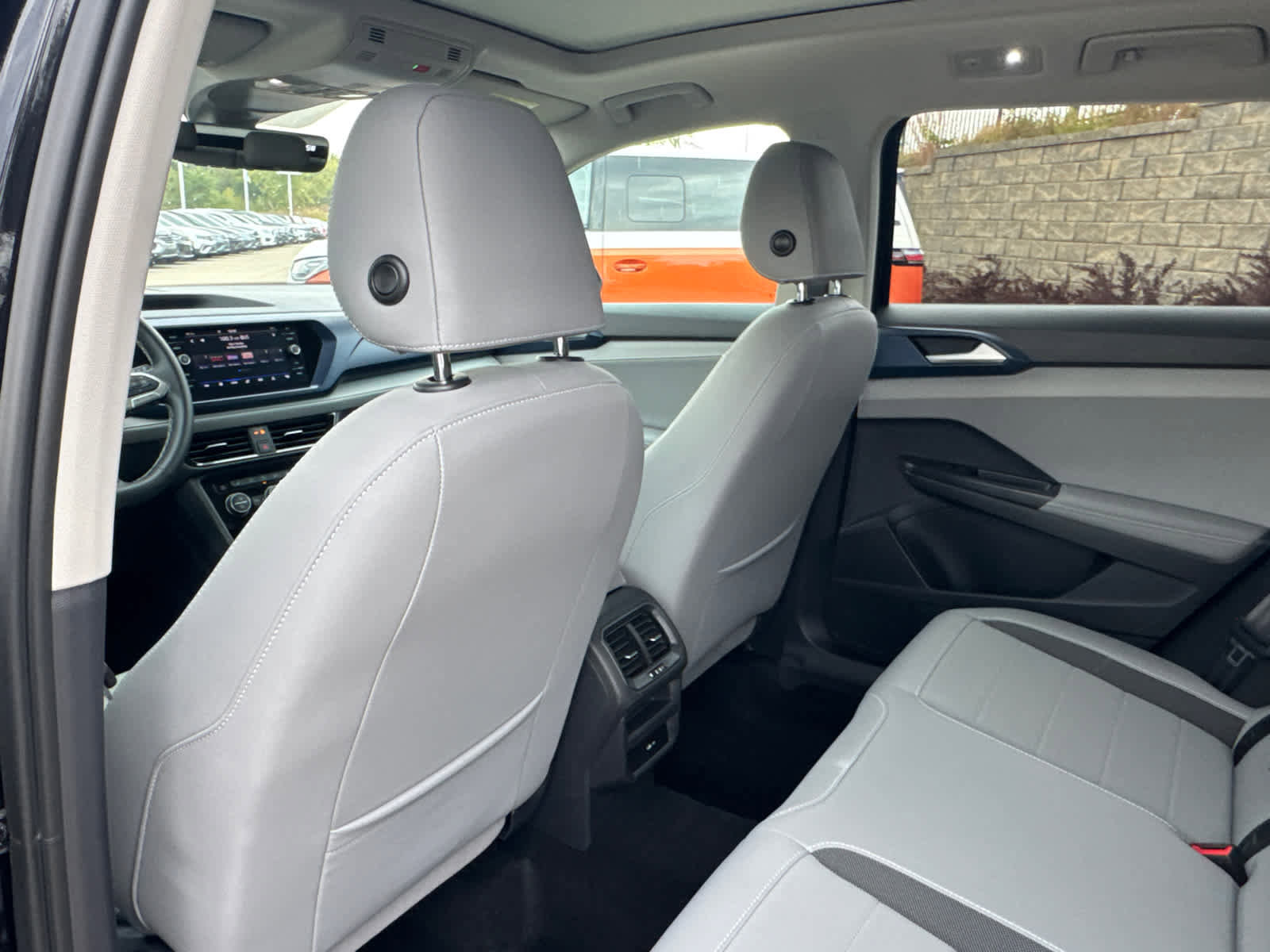 Certified 2024 Volkswagen Taos SE image 13