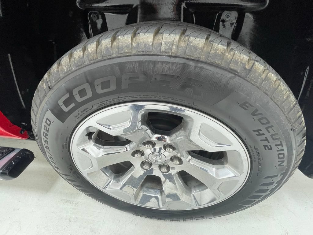 Used 2022 RAM 1500 Big Horn AWD/4WD image 11