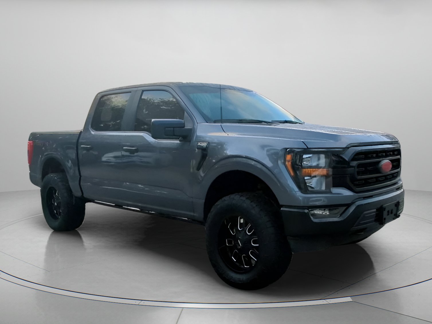 Used 2023 Ford F150 XLT w/ Bed Utility Package AWD/4WD image 2