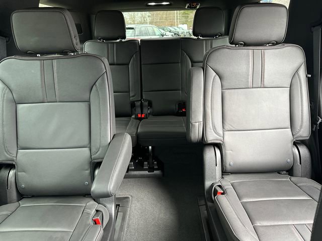 Used 2024 Chevrolet Tahoe RST w/ Luxury Package AWD/4WD image 37