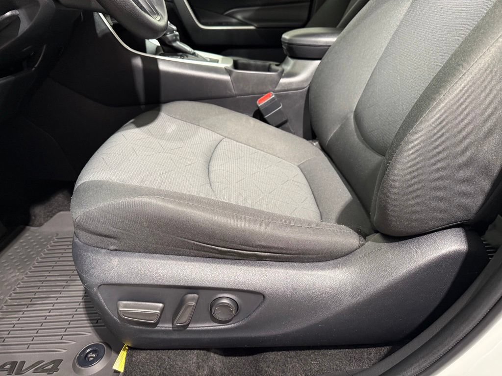 Certified 2024 Toyota RAV4 XLE FWD image 14