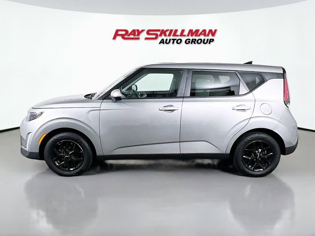 Used 2024 Kia Soul LX w/ Option Group 015 FWD image 4