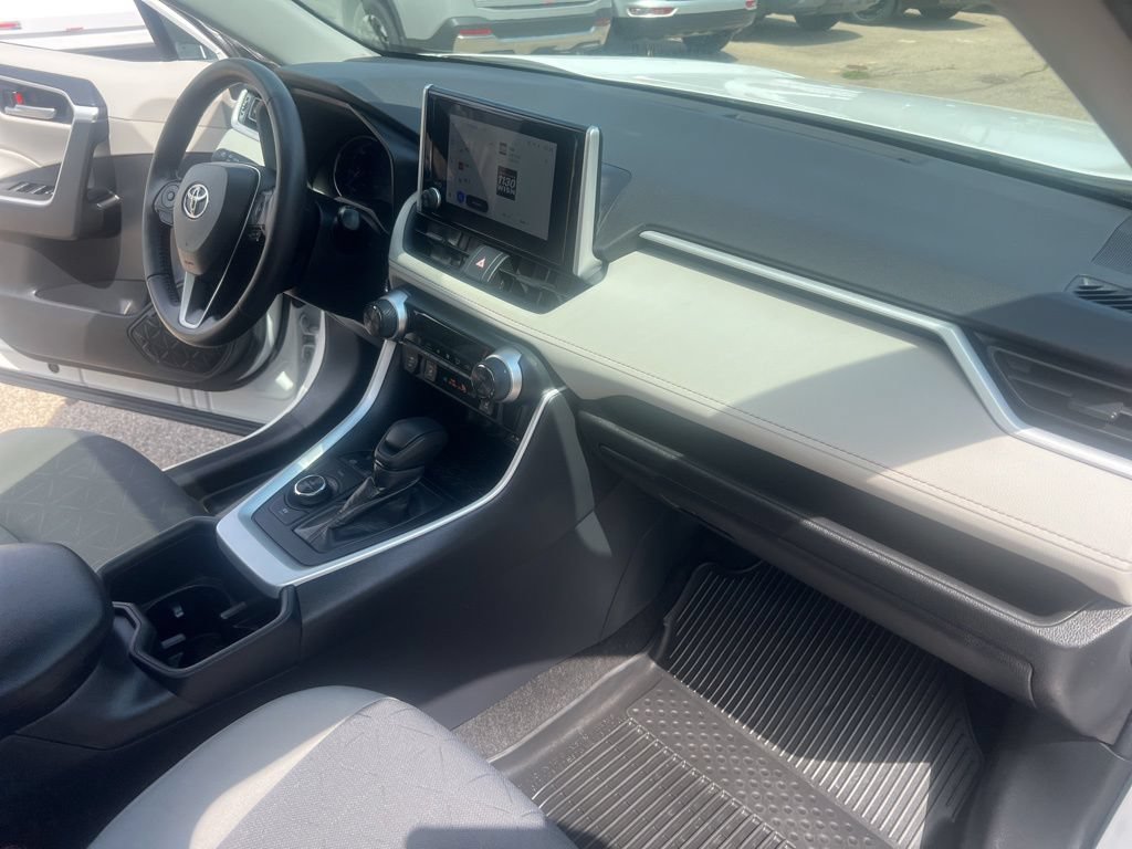Used 2023 Toyota RAV4 XLE w/ Convenience Package AWD/4WD image 22