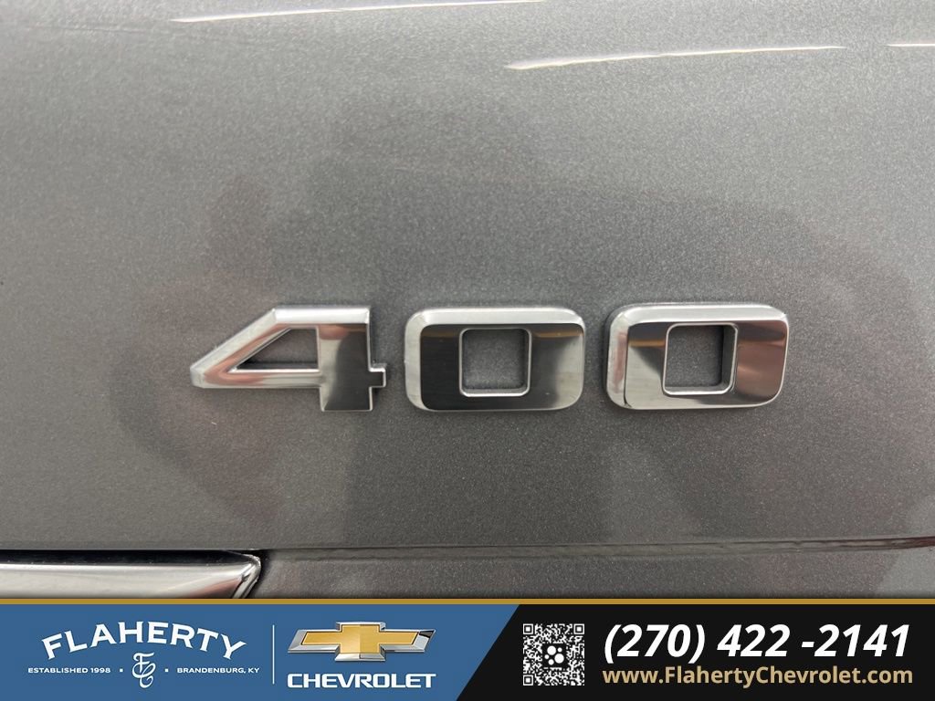 Used 2025 Cadillac XT5 Premium Luxury w/ LPO, Floor Liner Package FWD image 19