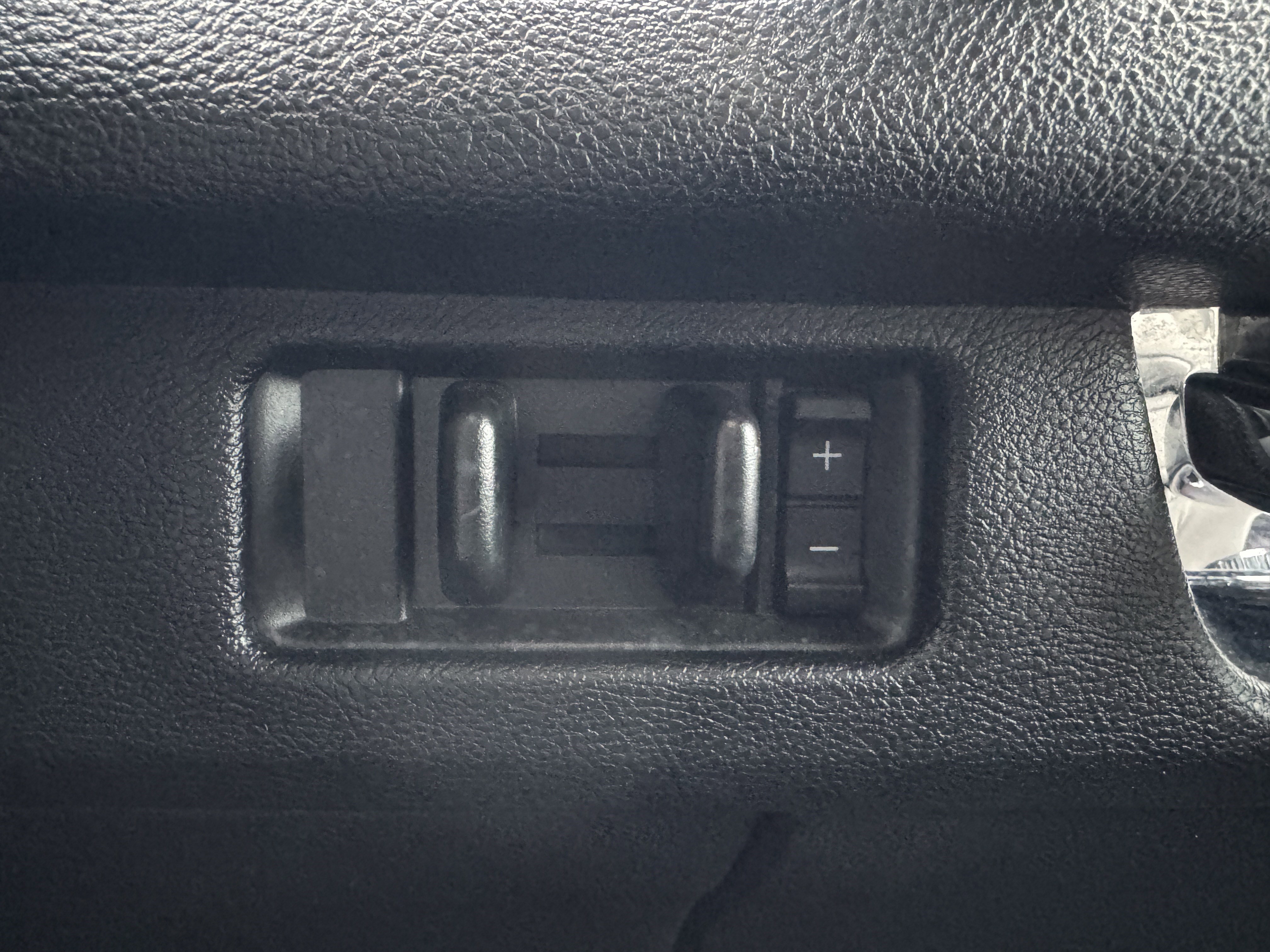 Used 2020 Lincoln Navigator L Reserve w/ Luxury Package image 28