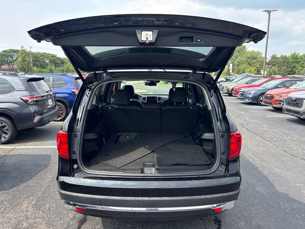 Used 2018 Honda Pilot Touring image 7