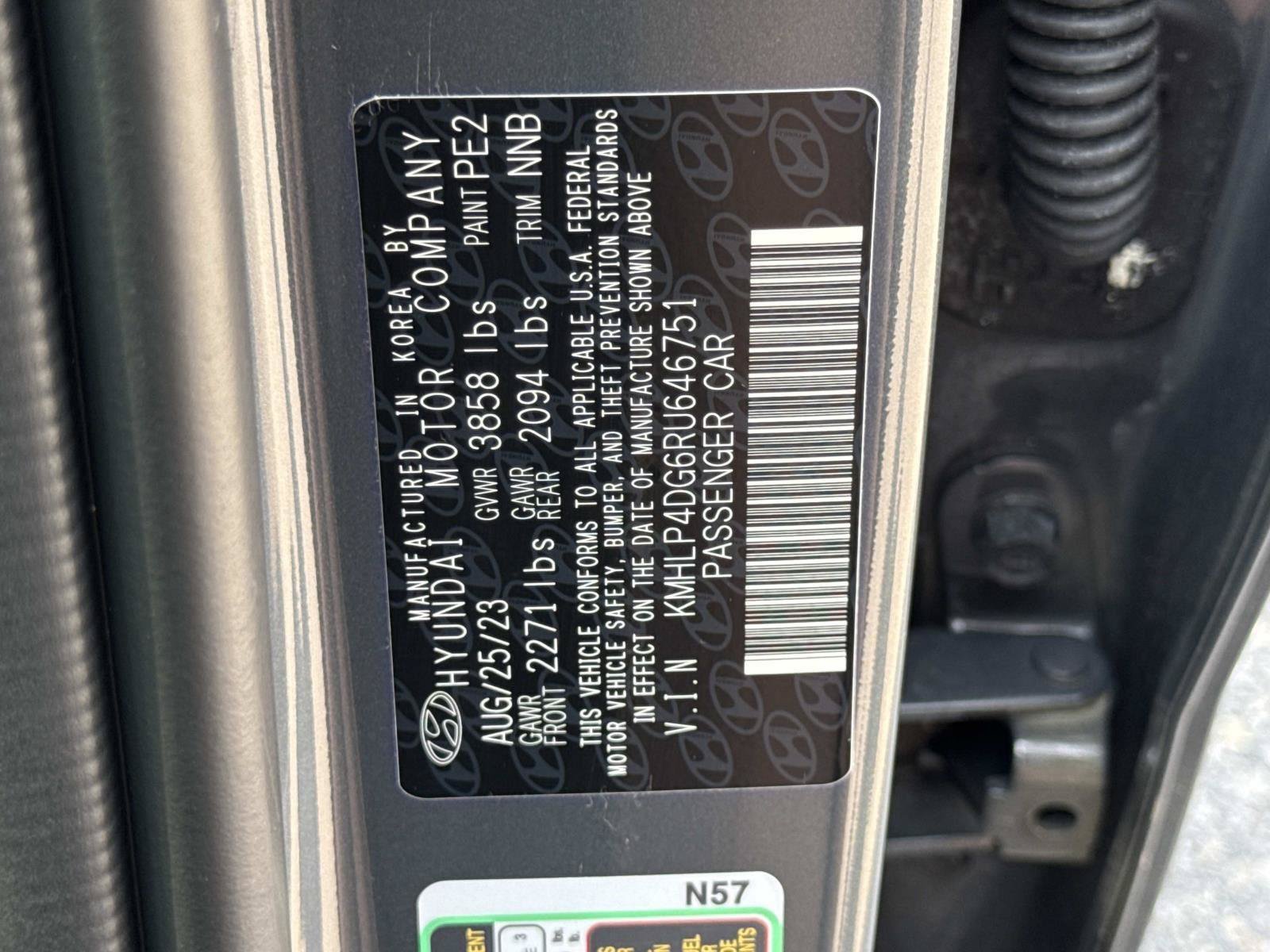 Certified 2024 Hyundai Elantra Limited FWD image 31