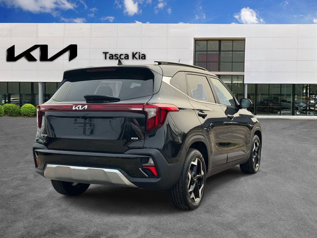 Used 2024 Kia Seltos EX AWD/4WD image 4