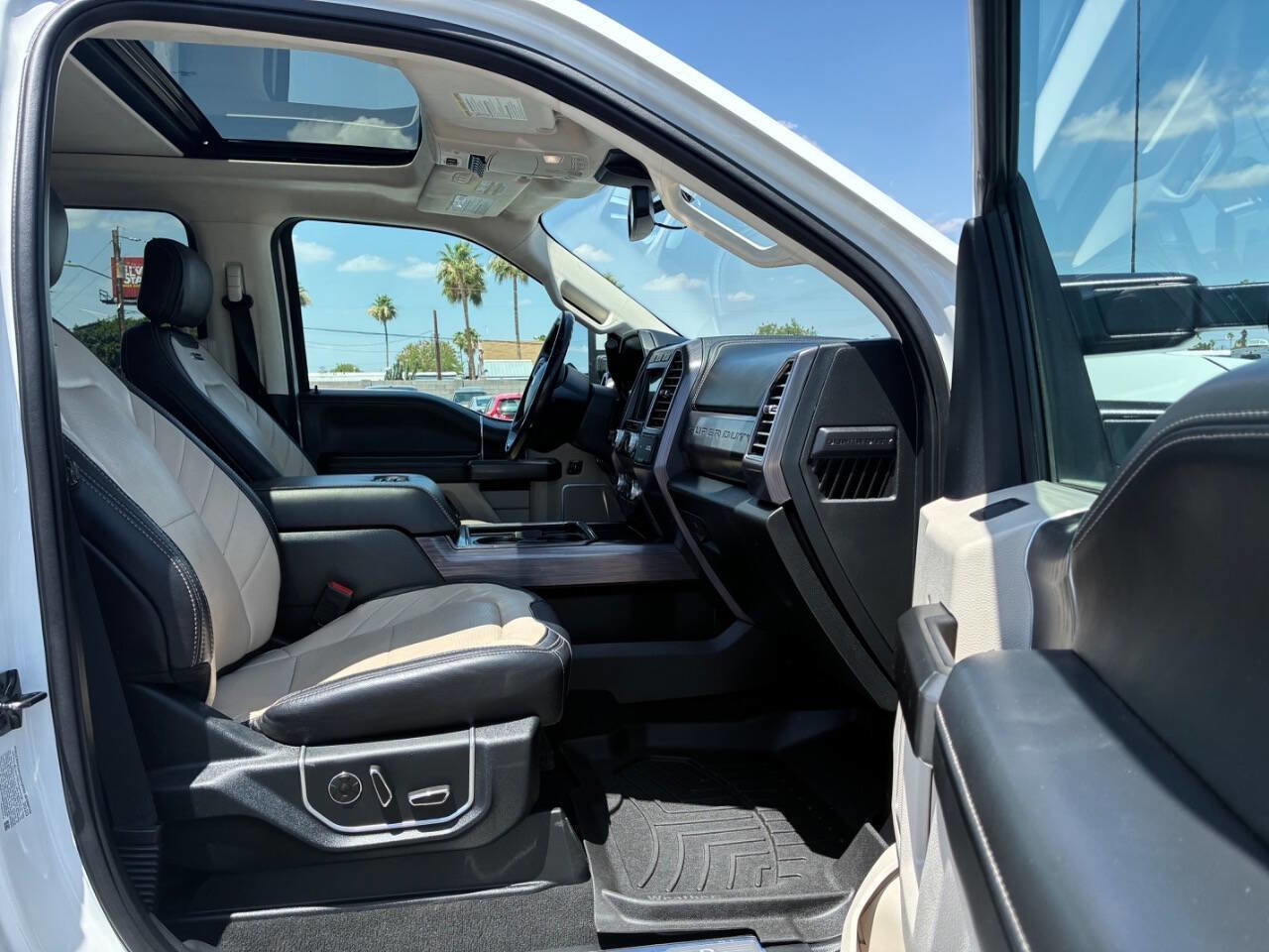 Used 2021 Ford F450 Limited w/ FX4 Off-Road Package AWD/4WD image 29