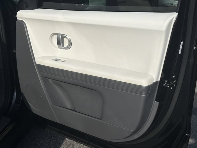 Certified 2024 Hyundai Ioniq 5 SE RWD image 17