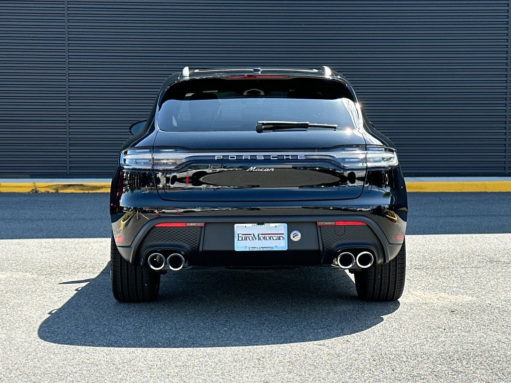 New 2026 Porsche Macan AWD/4WD image 10