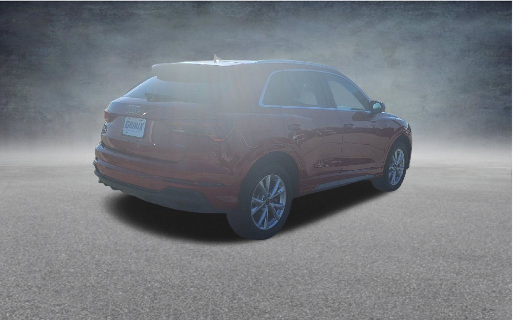 Used 2025 Audi Q3 2.0T Premium AWD/4WD image 7