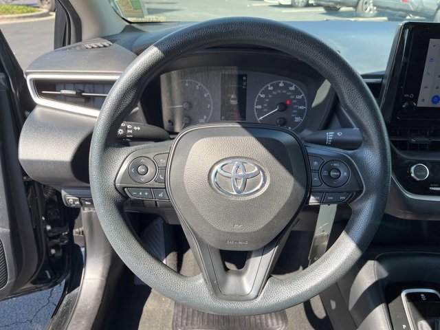 Used 2023 Toyota Corolla LE image 18