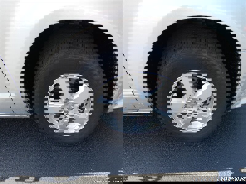 Used 2011 Dodge Grand Caravan Mainstreet w/ PWR Convenience Group FWD image 17