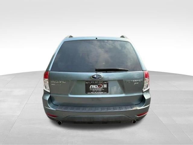 Used 2010 Subaru Forester 2.5X Premium image 4