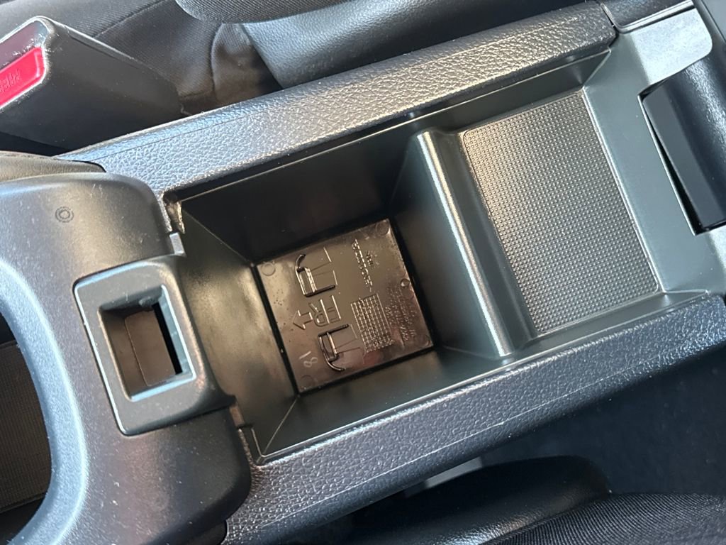 Used 2017 Honda HR-V LX image 27