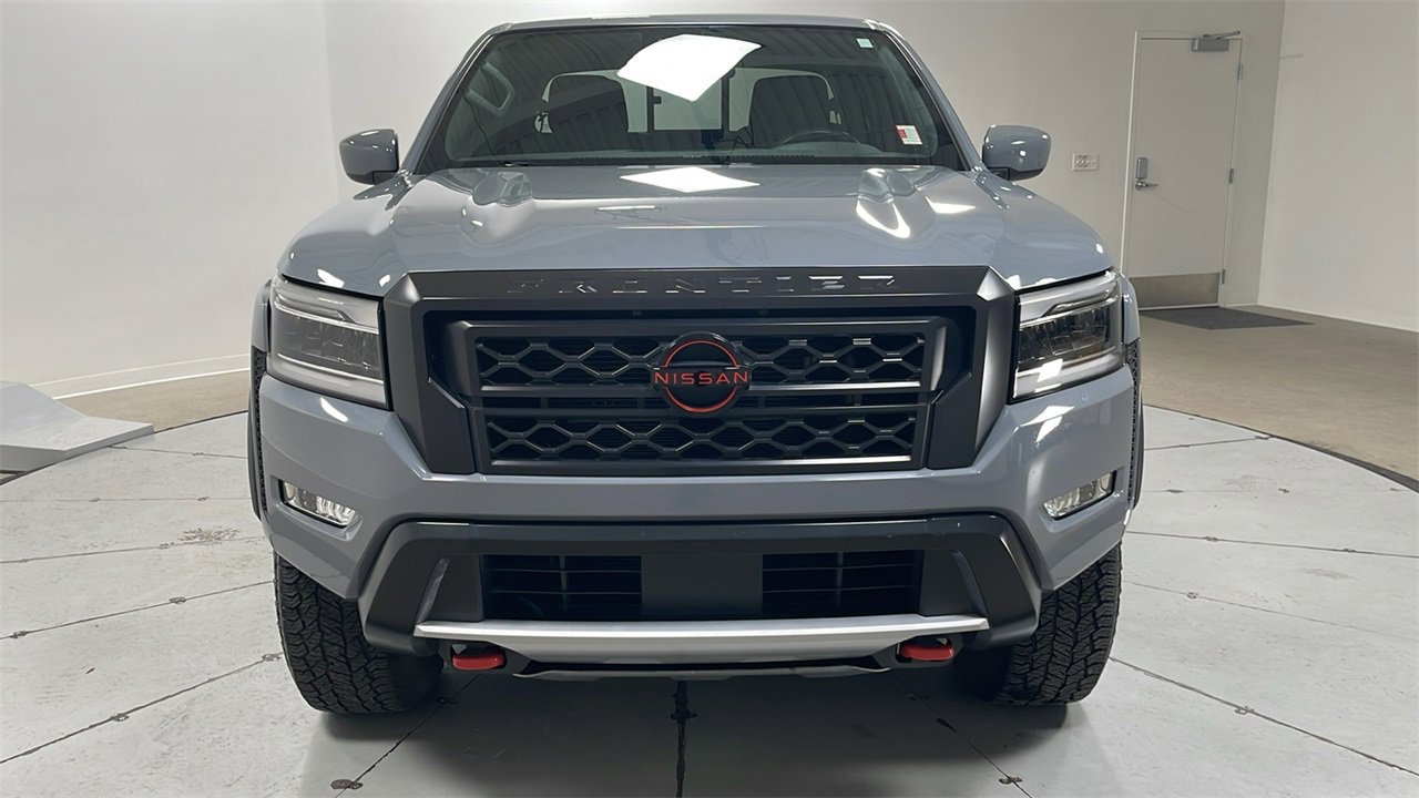 Used 2022 Nissan Frontier PRO-4X w/ Technology Package image 2