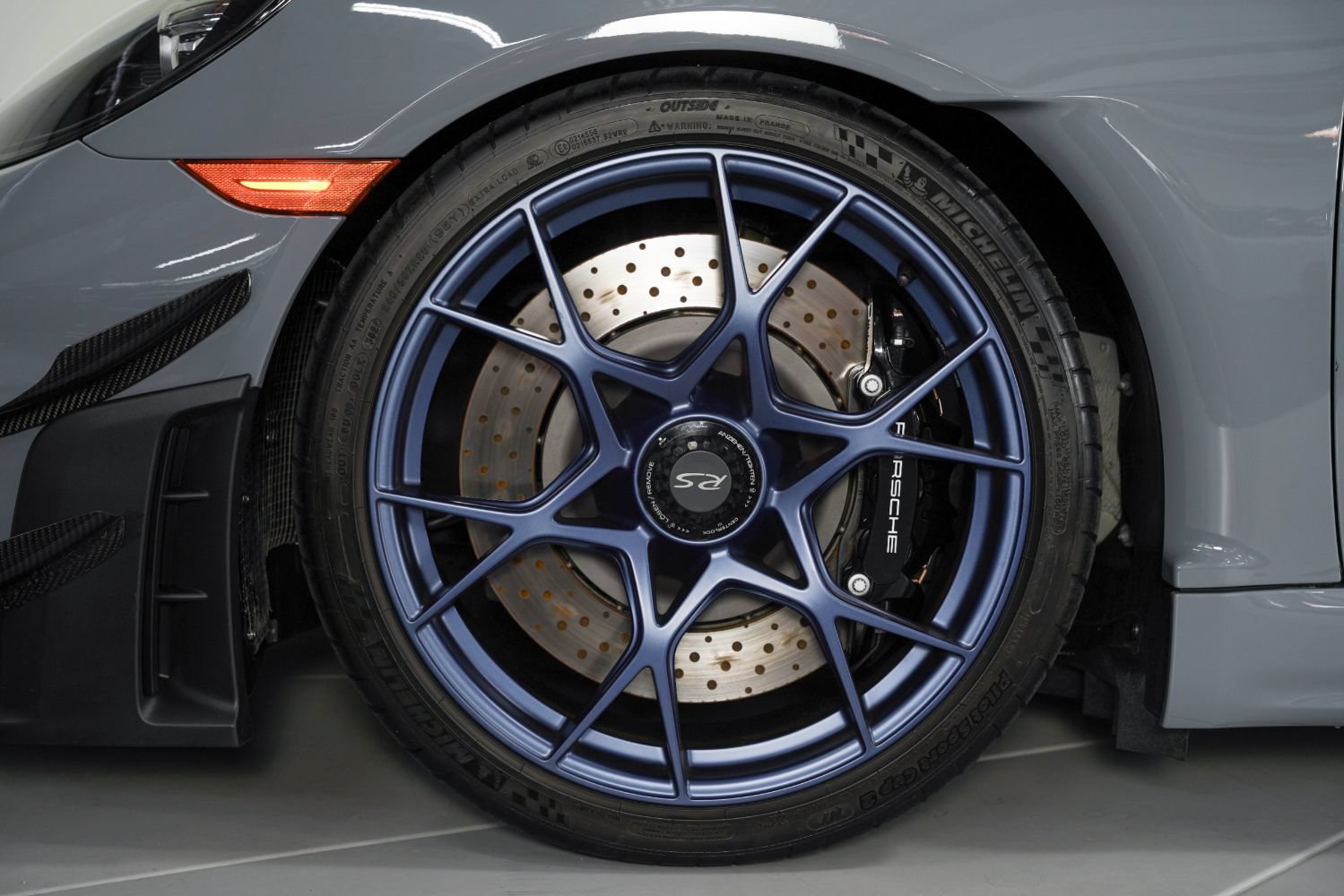Used 2023 Porsche 718 Cayman GT4 RS RWD image 21