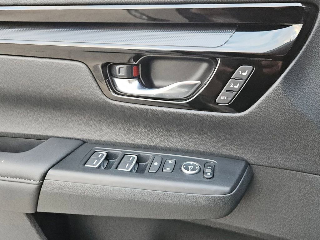 Used 2025 Honda CR-V EX-L image 27
