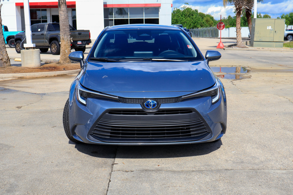Used 2026 Toyota Corolla LE FWD image 24