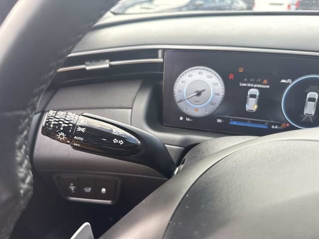 Certified 2023 Hyundai Tucson Limited AWD/4WD image 33