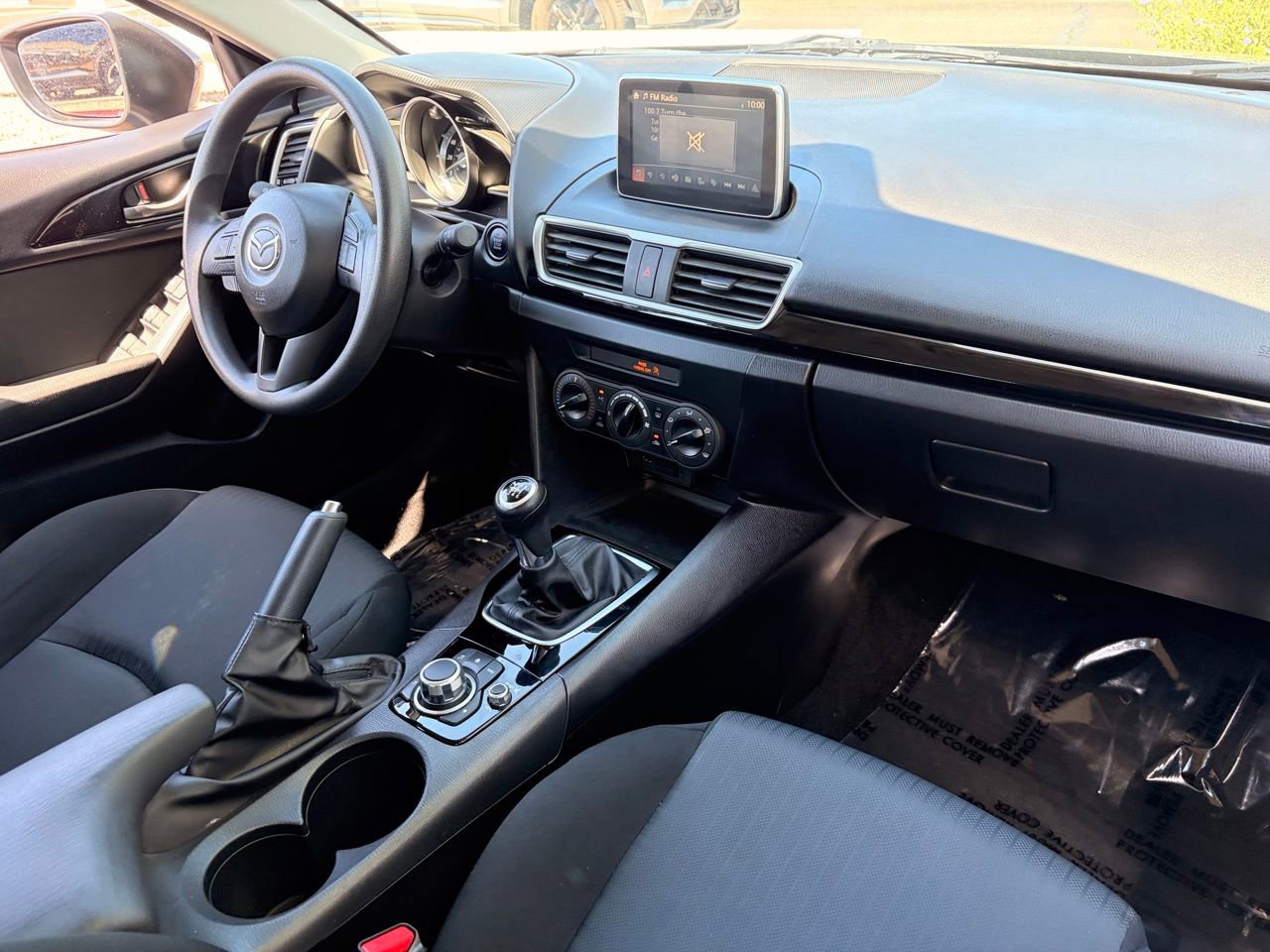 Used 2016 MAZDA MAZDA3 i Sport FWD image 14
