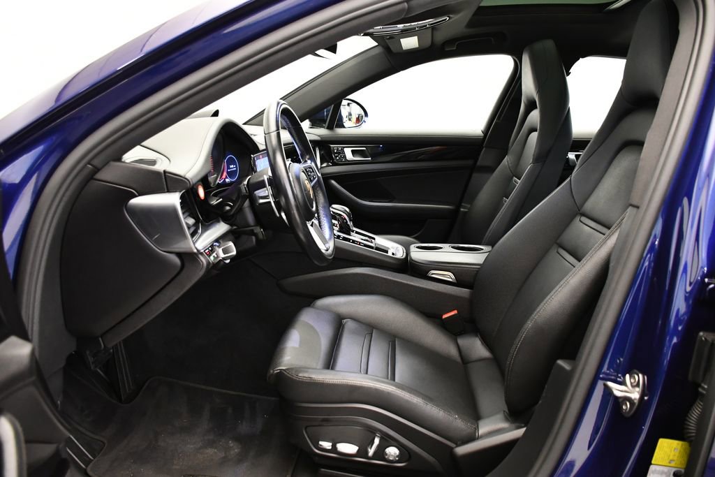 Used 2020 Porsche Panamera 4 image 38