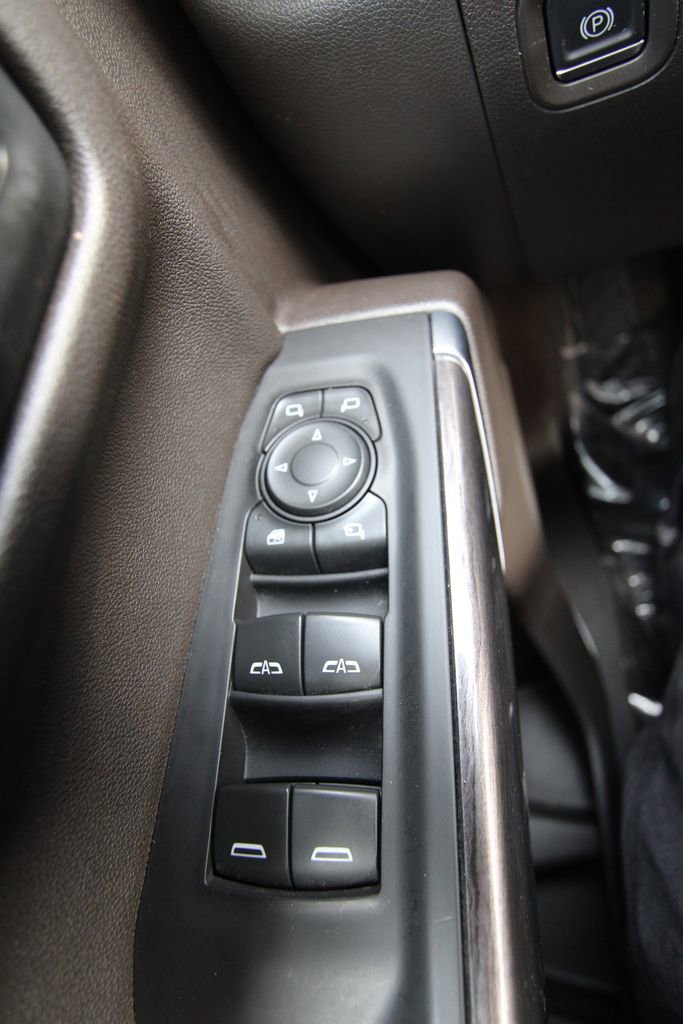 Used 2021 Chevrolet Silverado 1500 LTZ AWD/4WD image 25