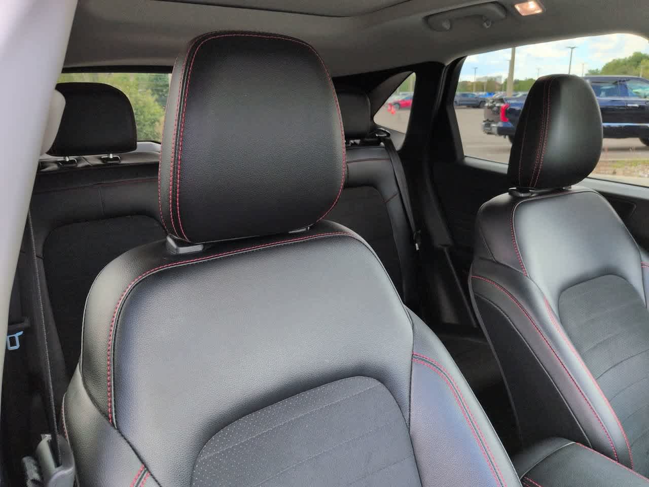 Used 2022 Ford Escape SEL w/ SEL Stealth AWD Package image 7