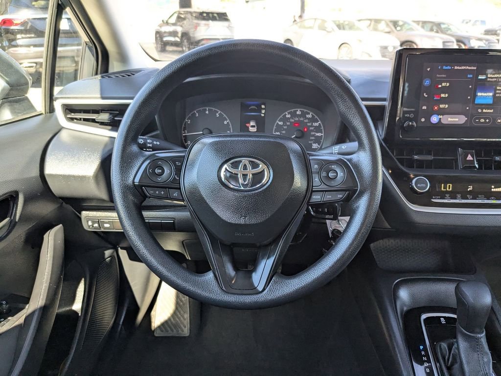 Used 2025 Toyota Corolla LE image 15