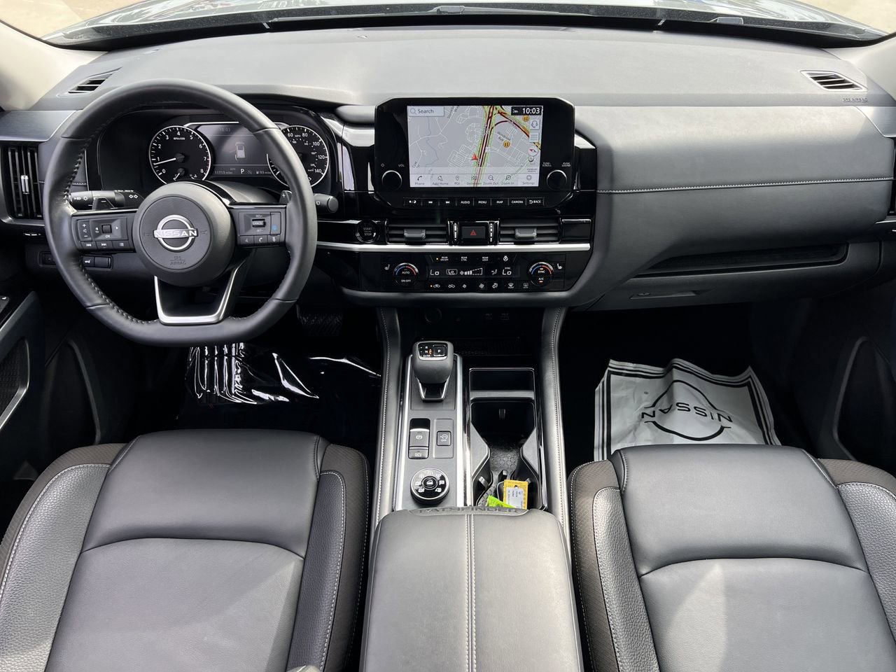 Certified 2025 Nissan Pathfinder SL image 8