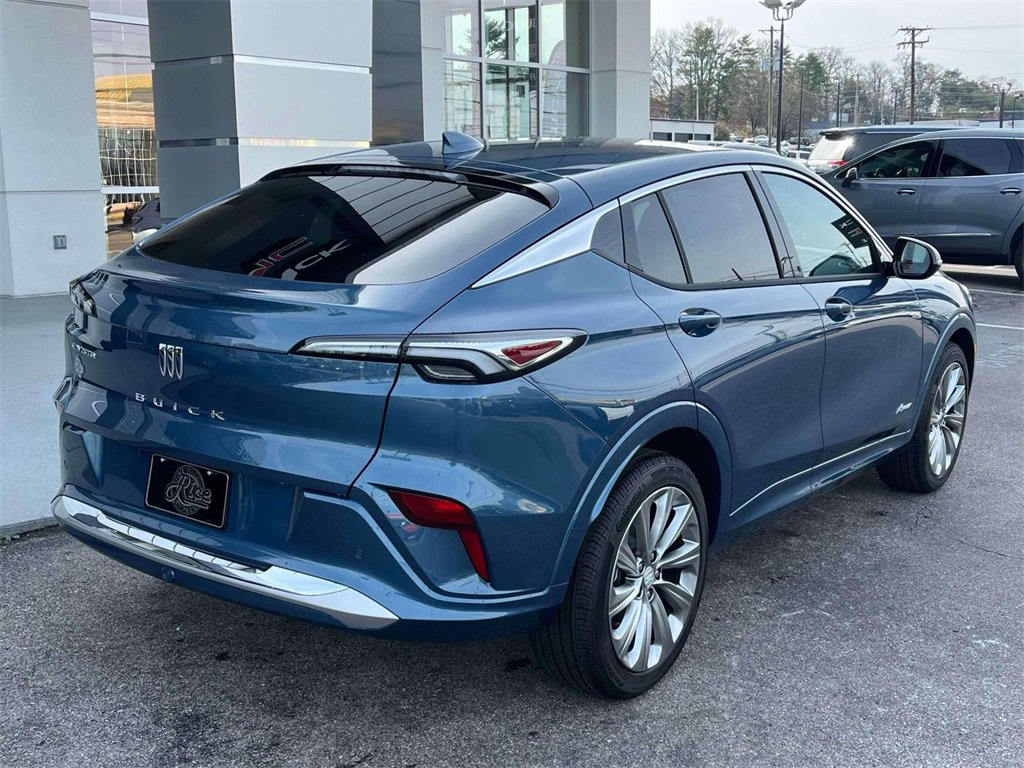 New 2026 Buick Envista Avenir image 3