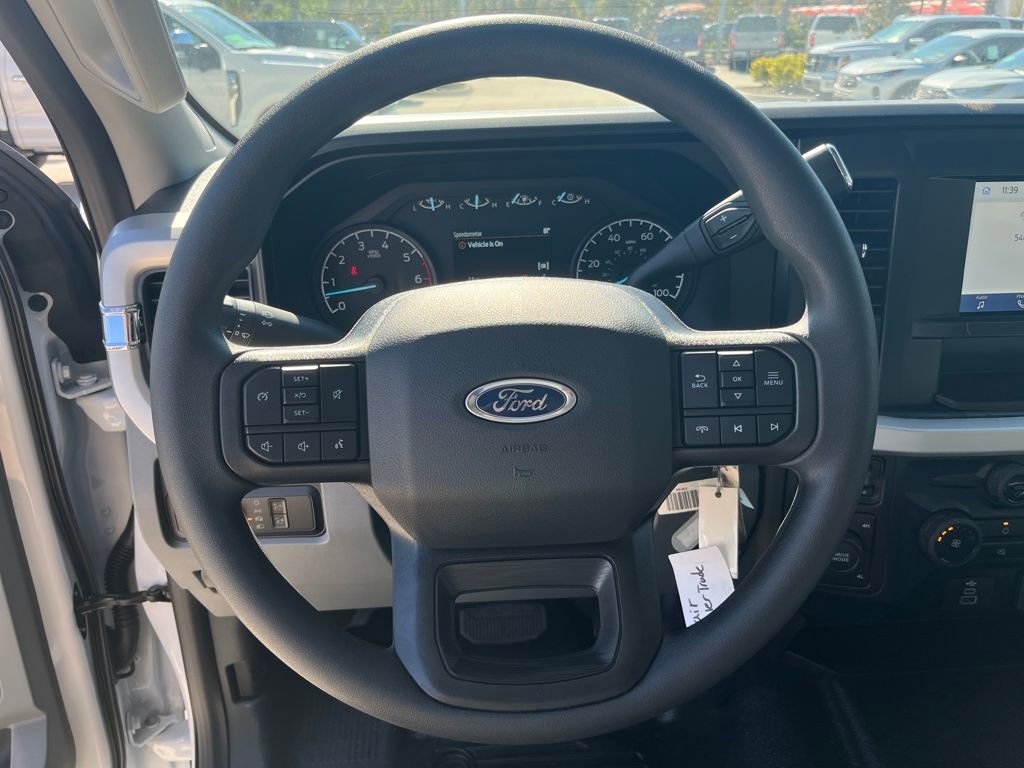 New 2026 Ford F250 XL w/ XL Chrome Package image 17