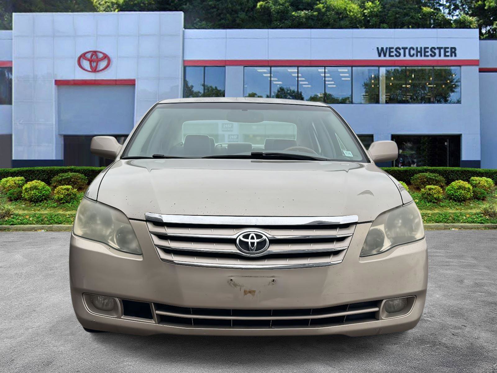 Used 2006 Toyota Avalon Limited image 2