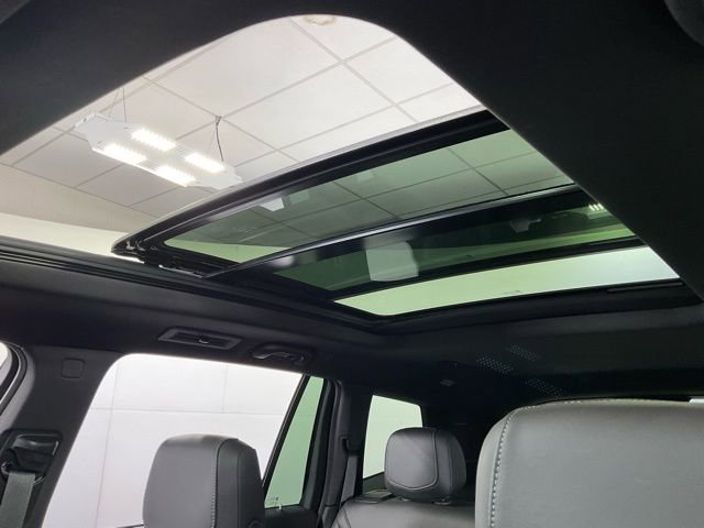 Certified 2025 Cadillac XT6 Sport w/ LPO, Red Accent Package image 22