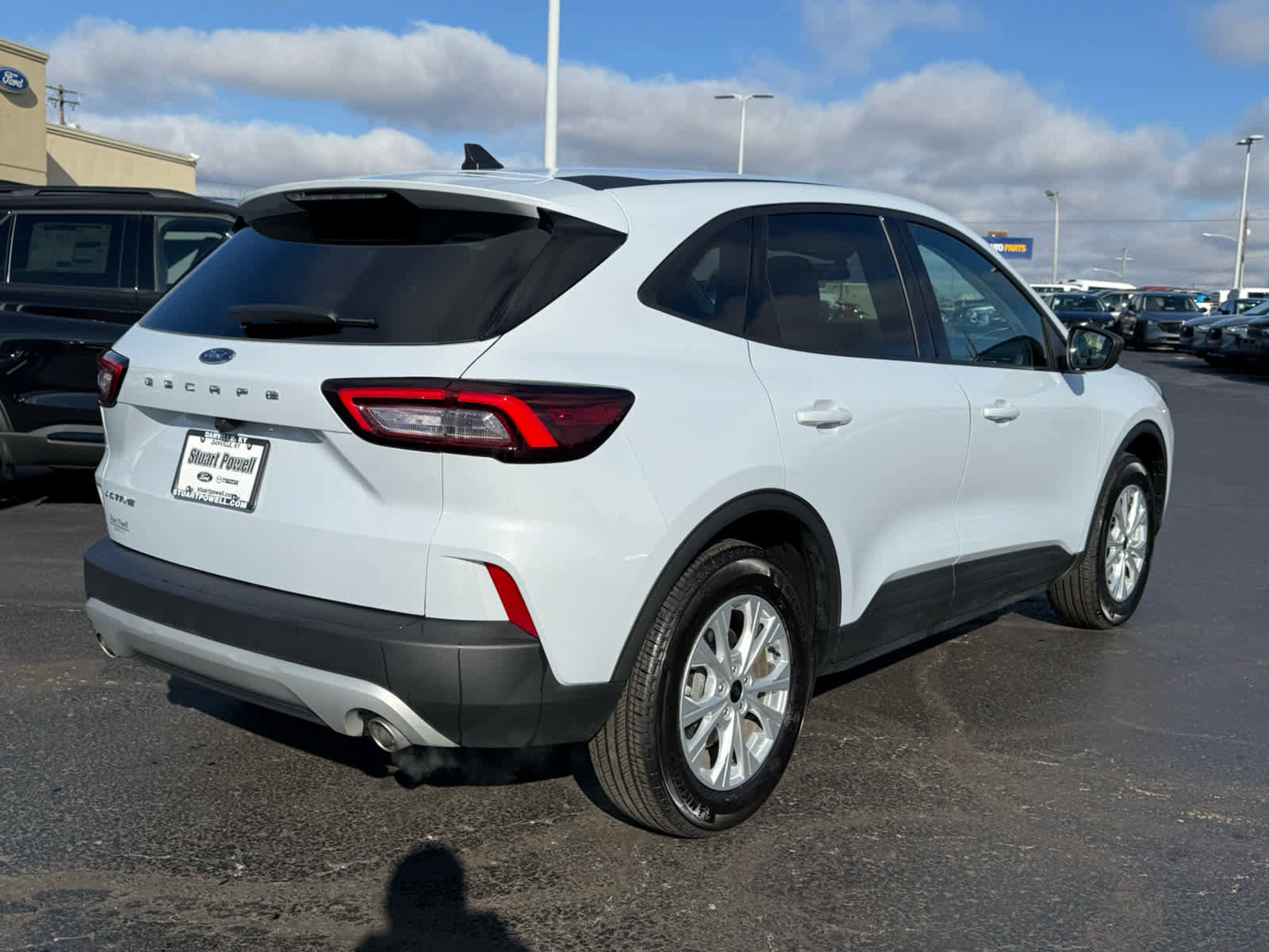 New 2025 Ford Escape Active w/ Cold Weather Package FWD image 18
