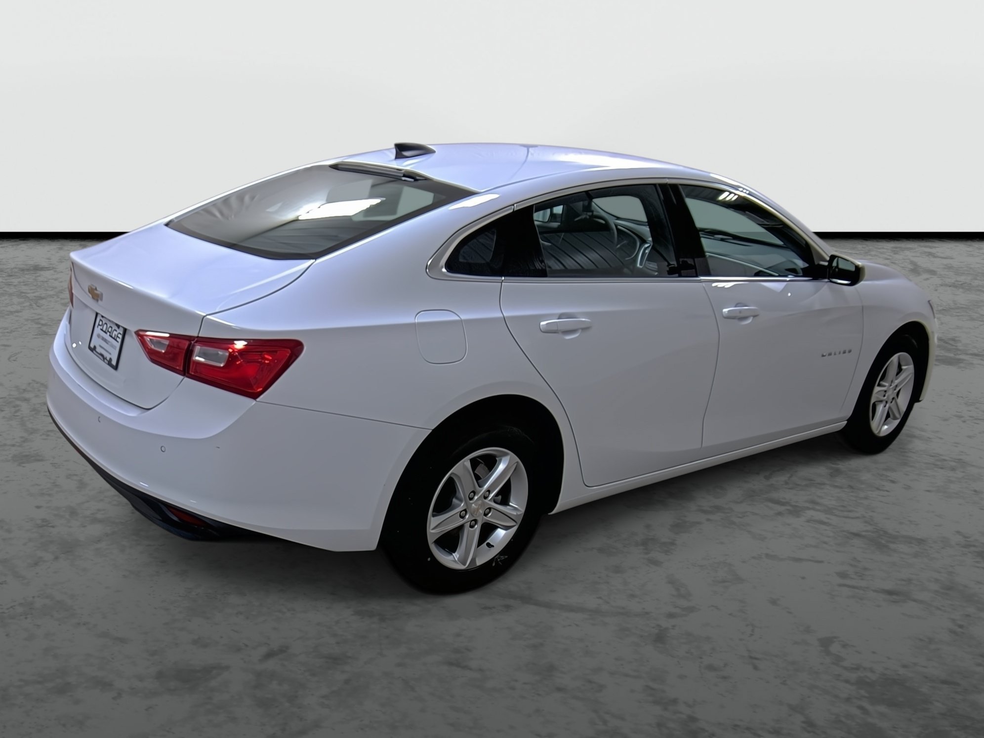 Used 2024 Chevrolet Malibu LS FWD image 4