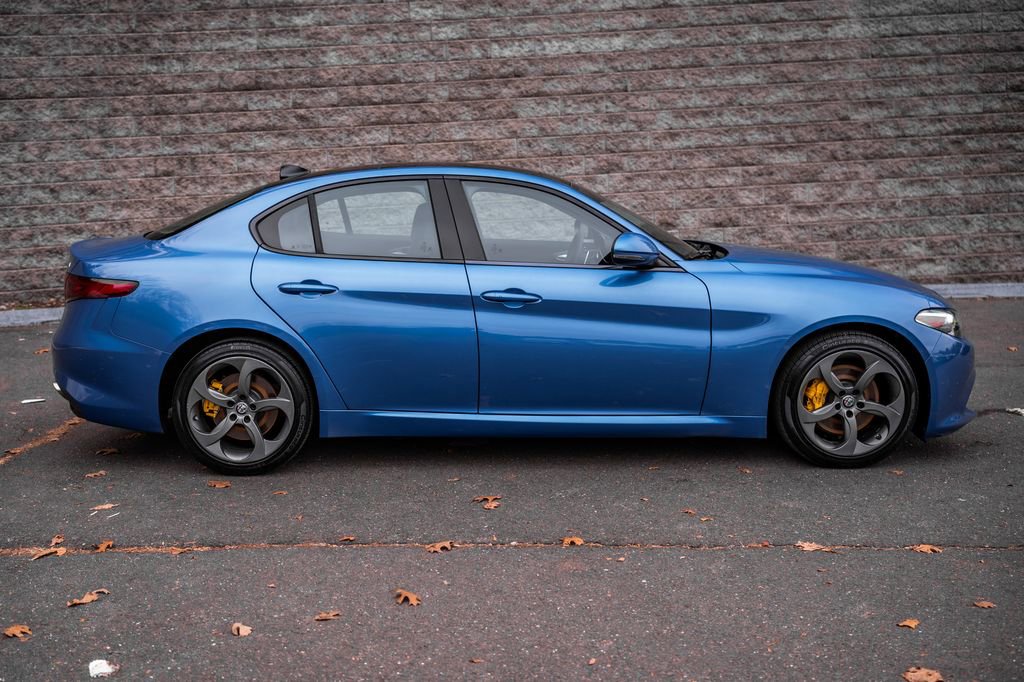 Used 2025 Alfa Romeo Giulia AWD w/ Driving Assist Package image 3