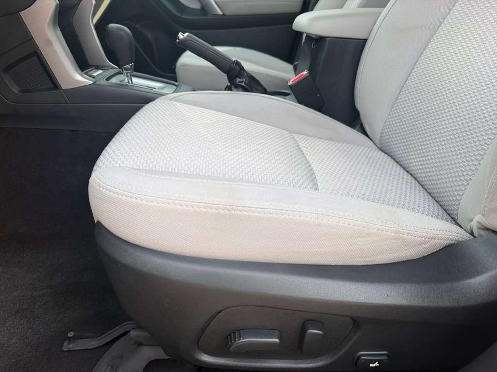 Used 2017 Subaru Forester 2.5i Premium w/ Protection Package #1 AWD/4WD image 11