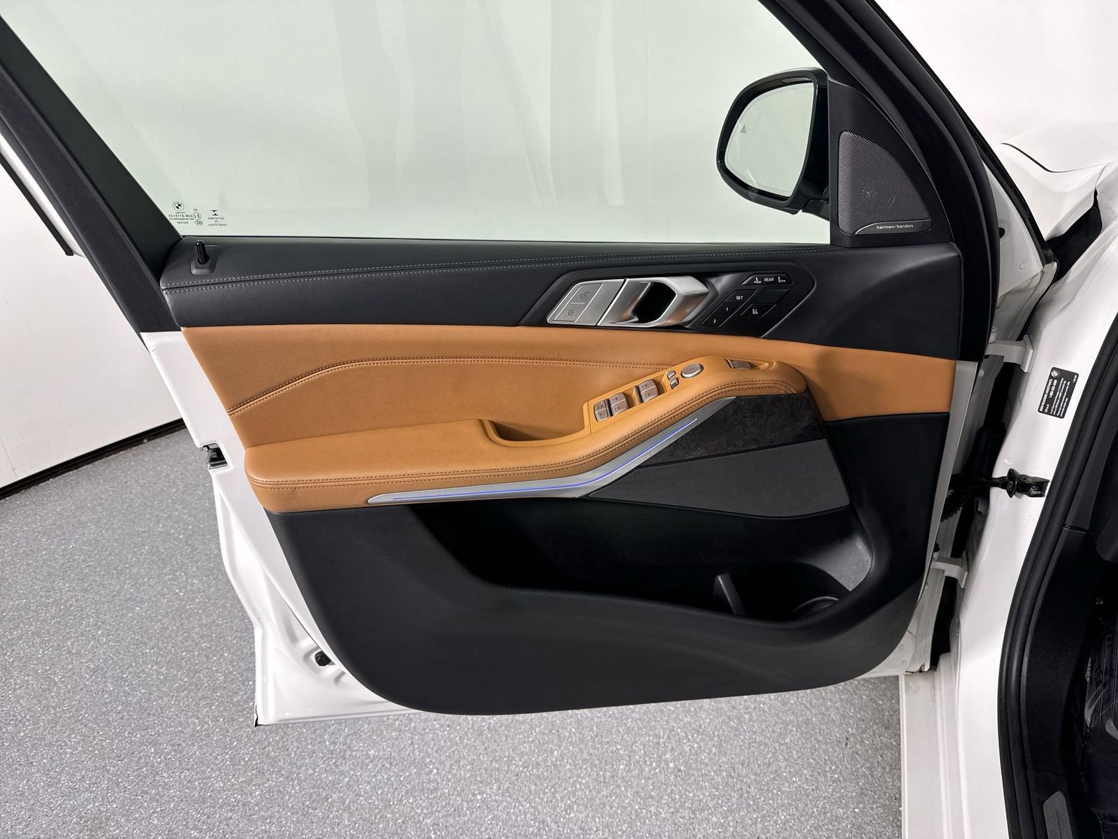 Used 2019 BMW X7 xDrive50i w/ Premium Package image 21