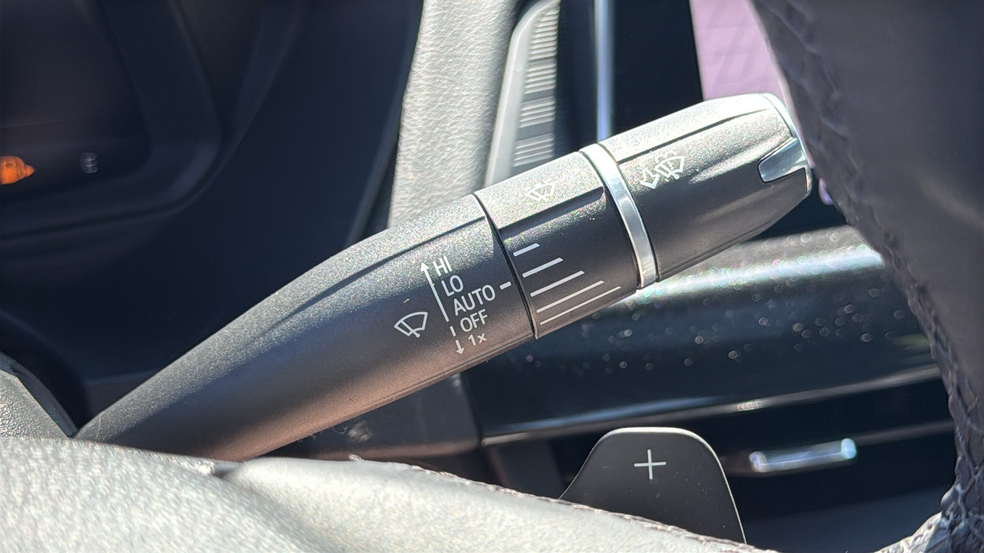 Certified 2022 Cadillac CT4 Premium Luxury AWD/4WD image 18