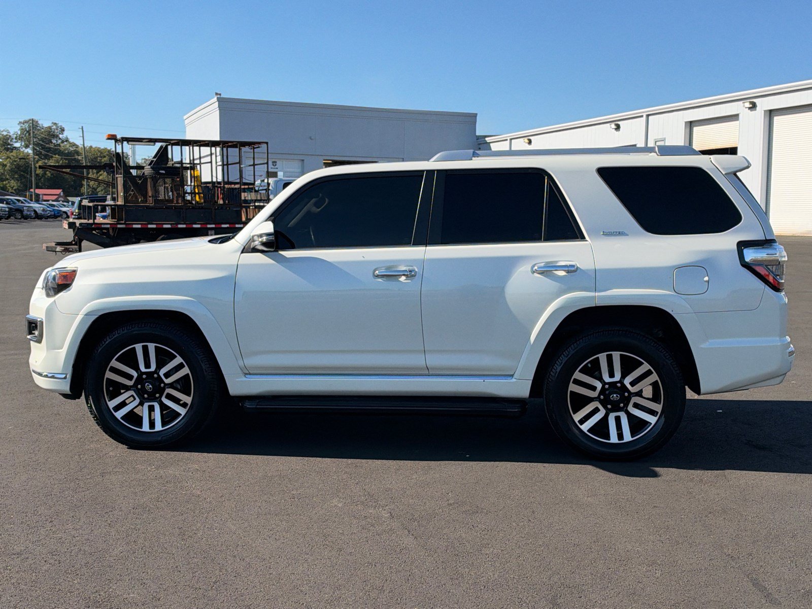 Used 2021 Toyota 4Runner Limited AWD/4WD image 8
